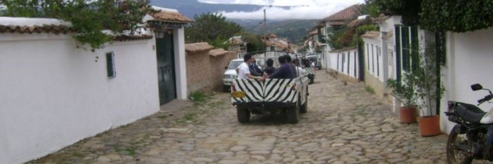 Recorrido por Villa de Leyva Fuente Zebras Trips Fanpage Facebook
